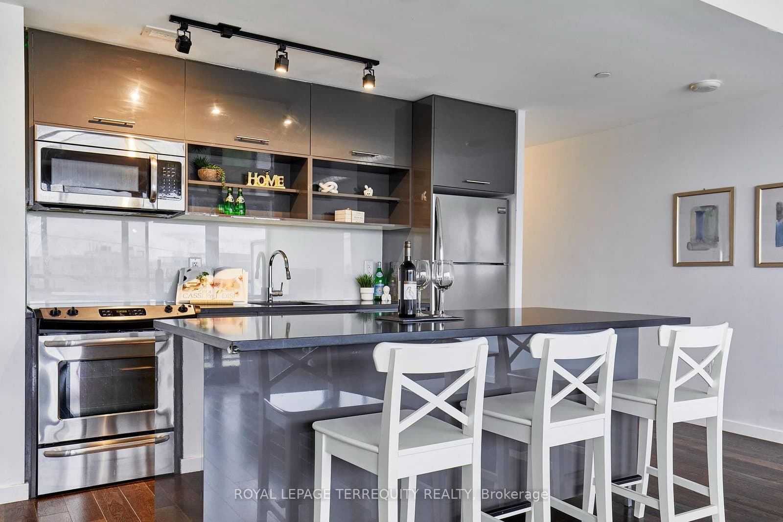 32 Trolley Crescent, Unit 702 thumbnail 7