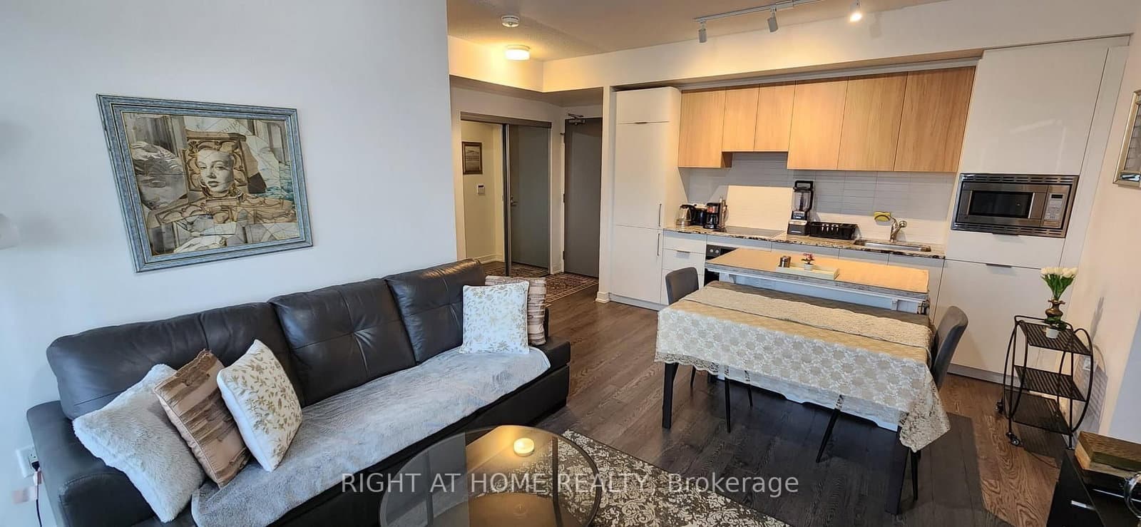 20 O'Neill Road, Unit 527 thumbnail 2