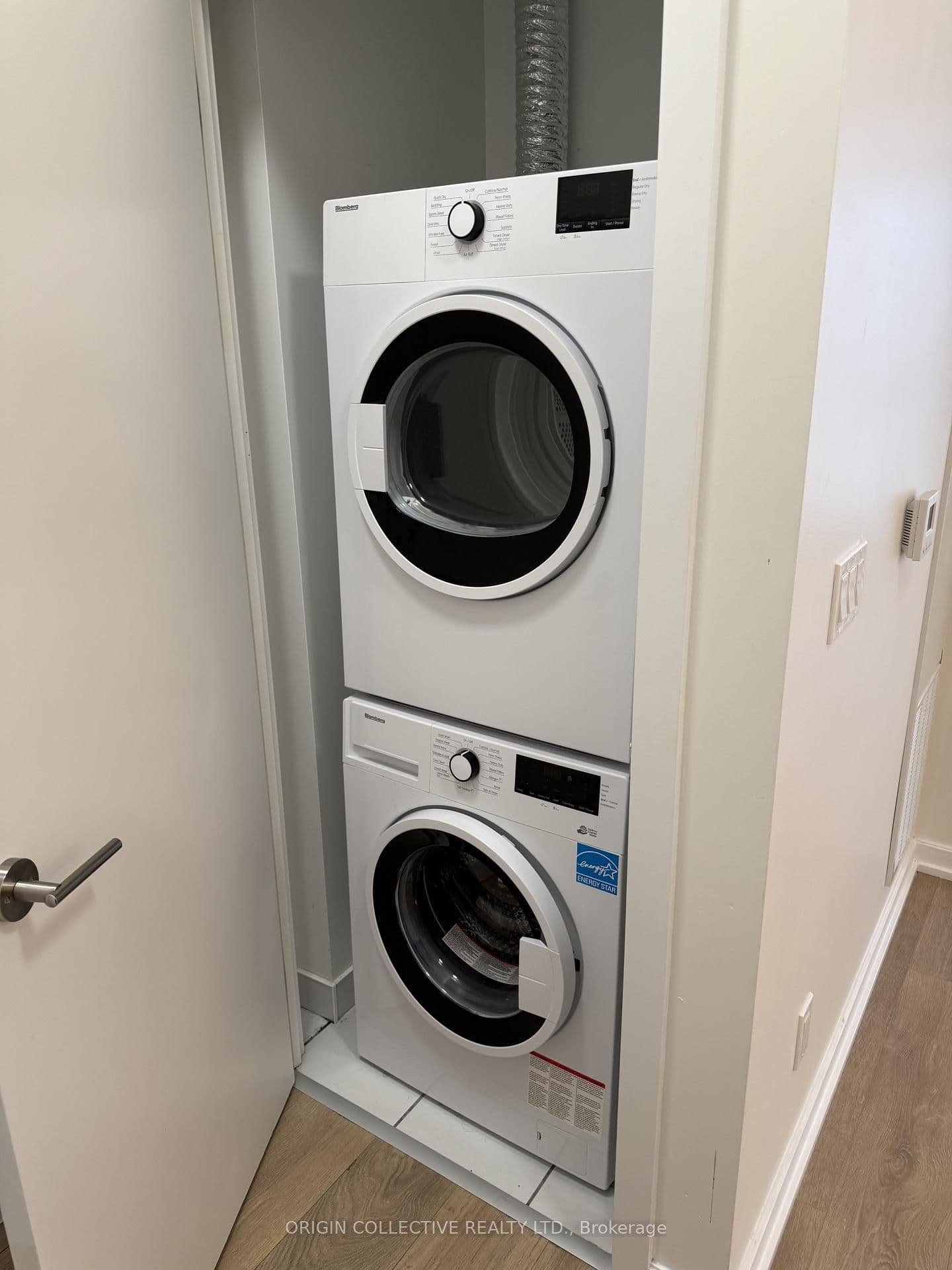 32 Forest Manor Road, Unit 407 thumbnail 7