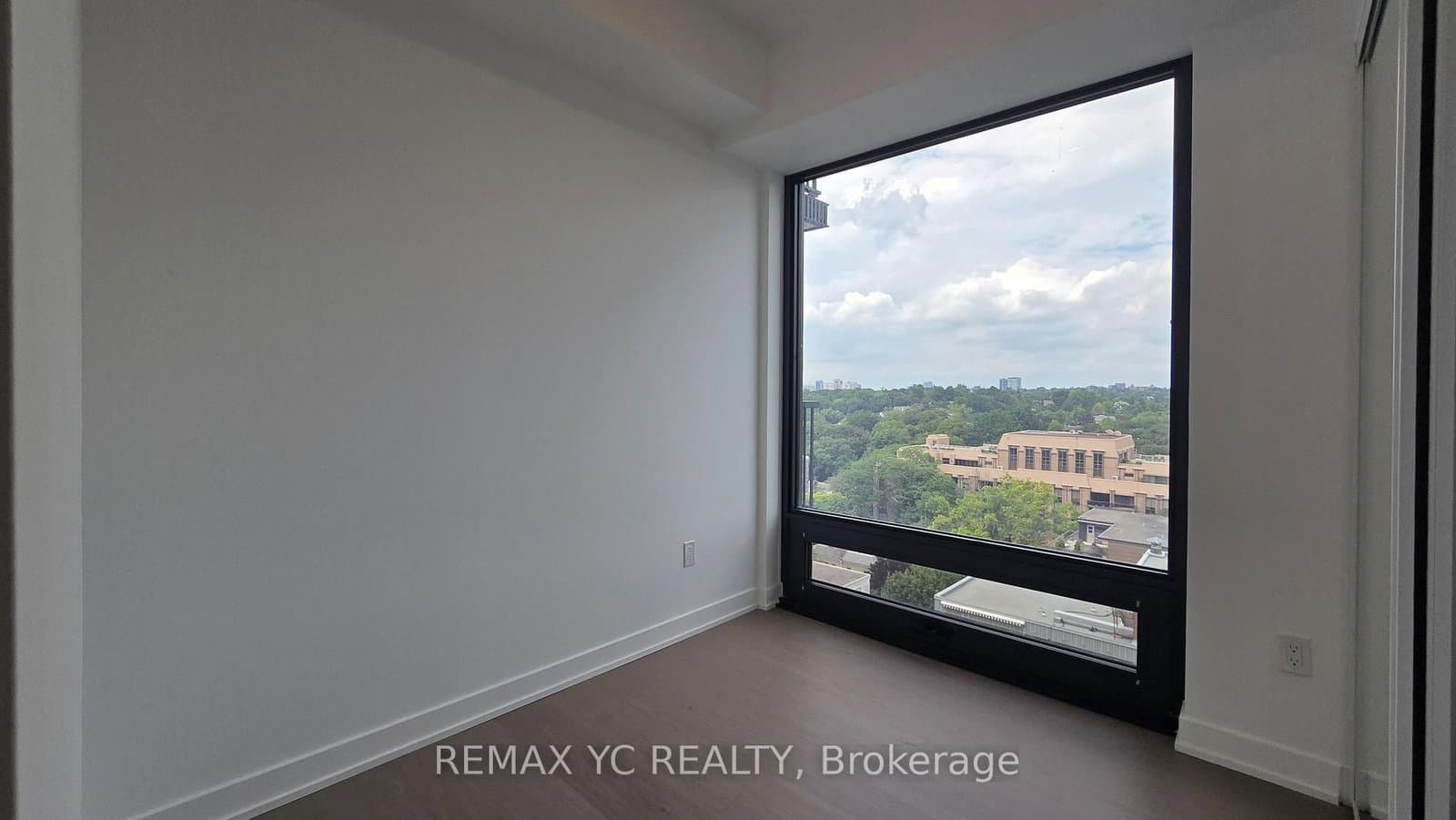 89 Montclair Avenue, Unit 1618 thumbnail 4