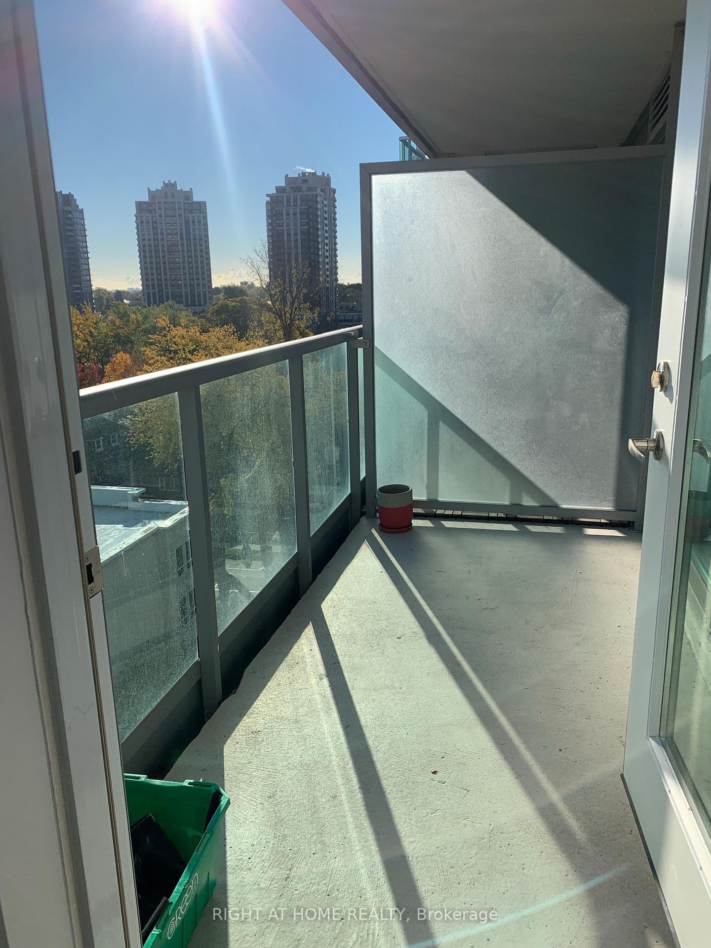 17 Anndale Drive, Unit 809 thumbnail 11