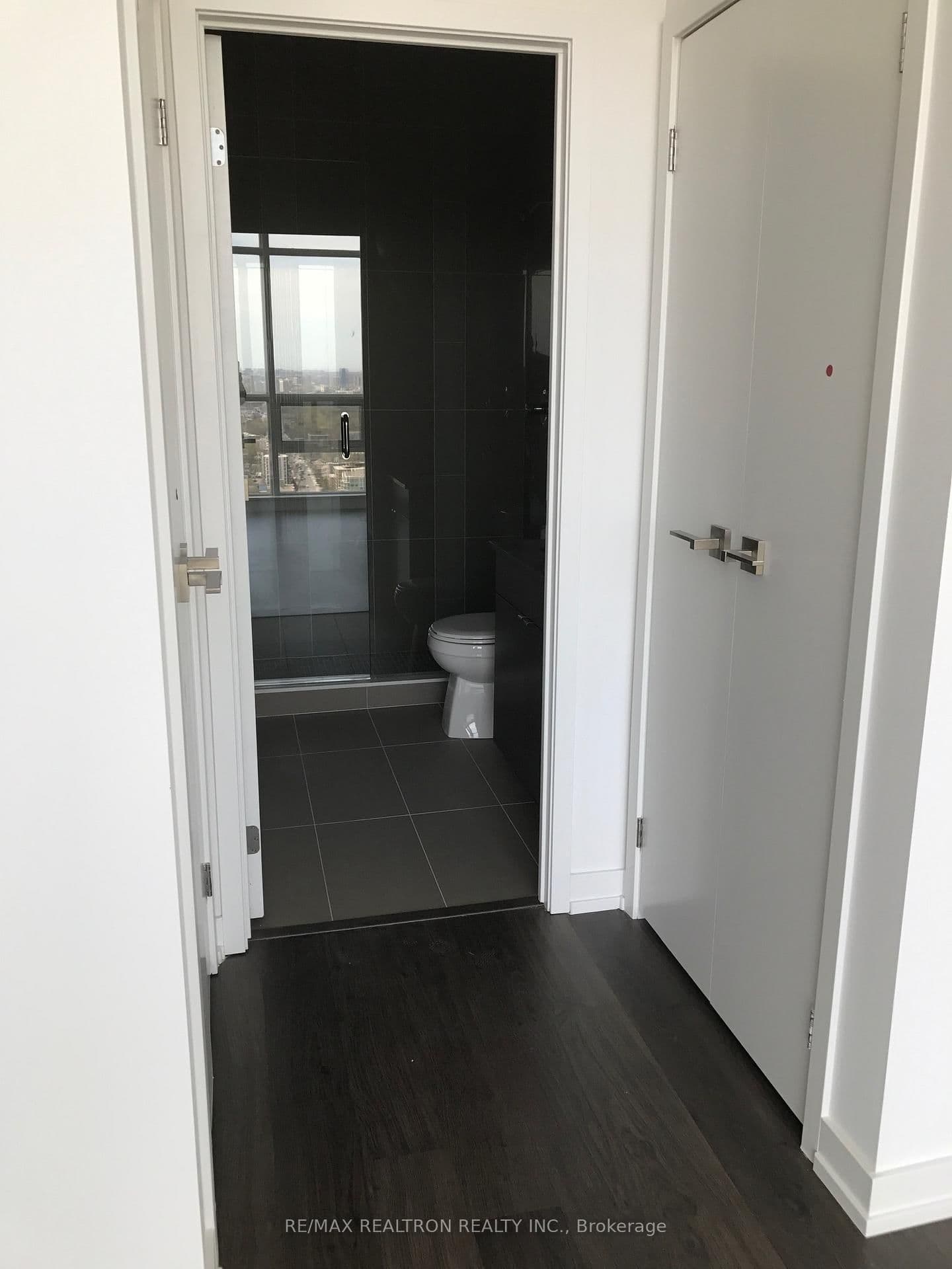 98 Lillian Street, Unit Ph 3316 thumbnail 9
