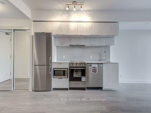 181 Dundas Street E, Unit 1609 thumbnail 2