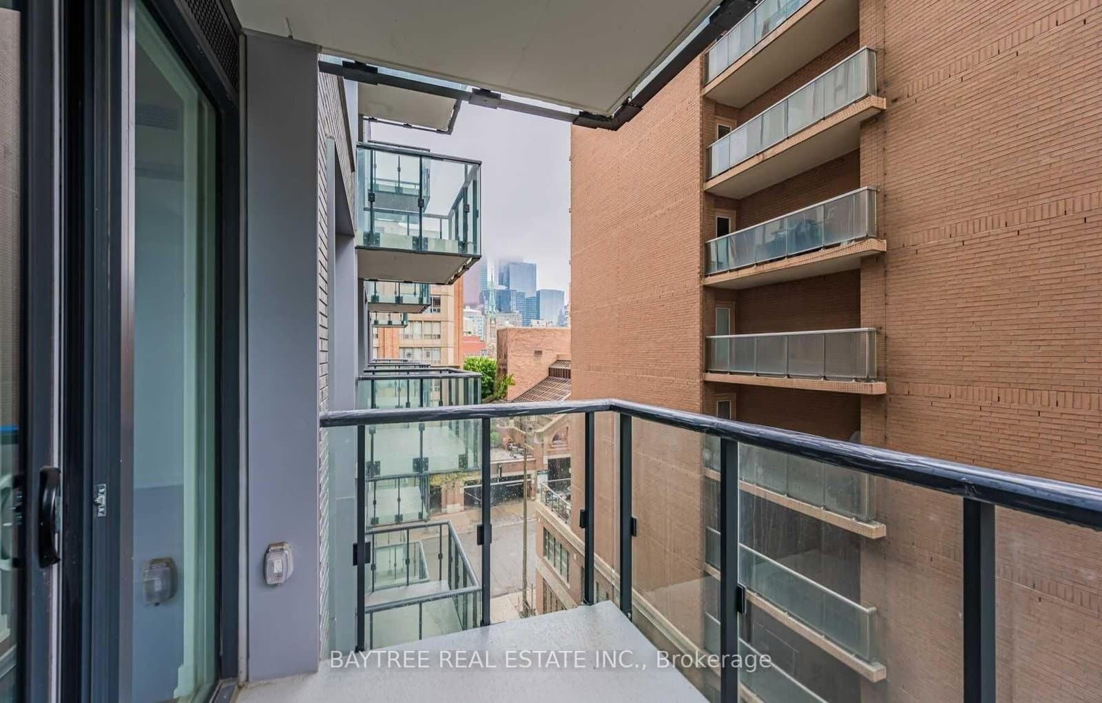 158 Front Street E, Unit 408 thumbnail 15