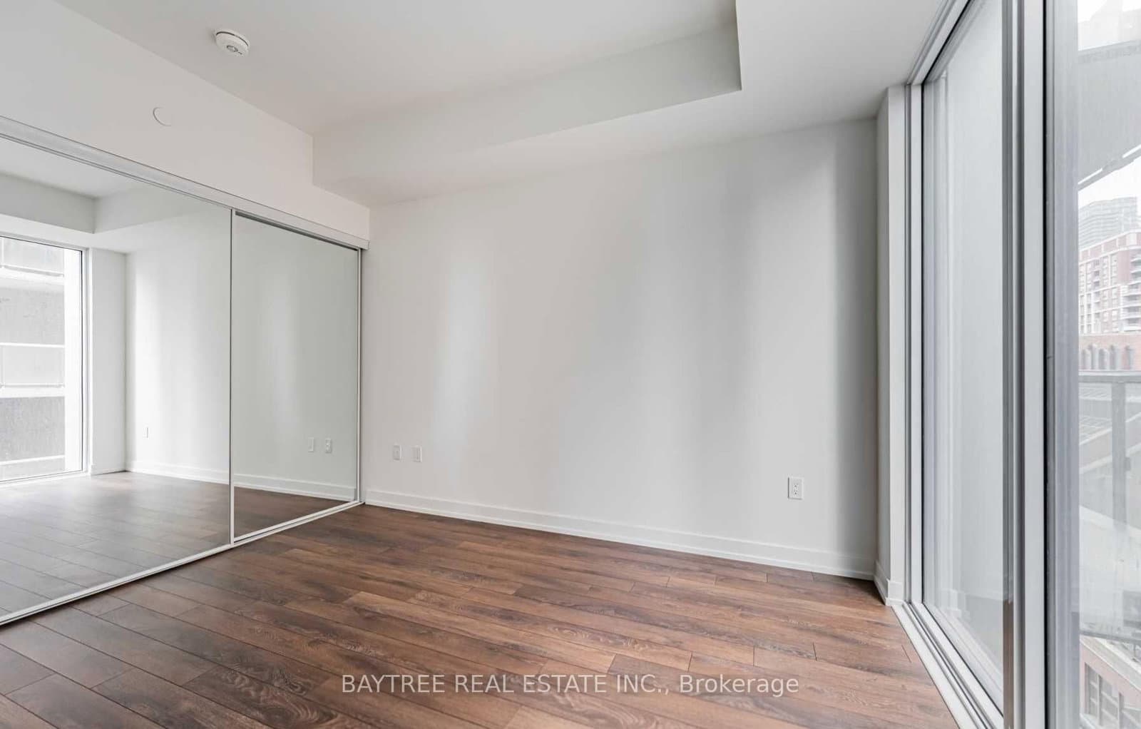 158 Front Street E, Unit 408 thumbnail 6