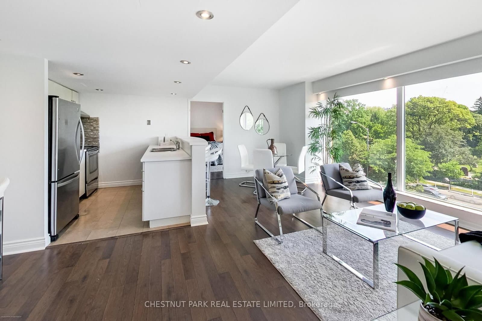 97 Lawton Boulevard, Unit 201 thumbnail 11