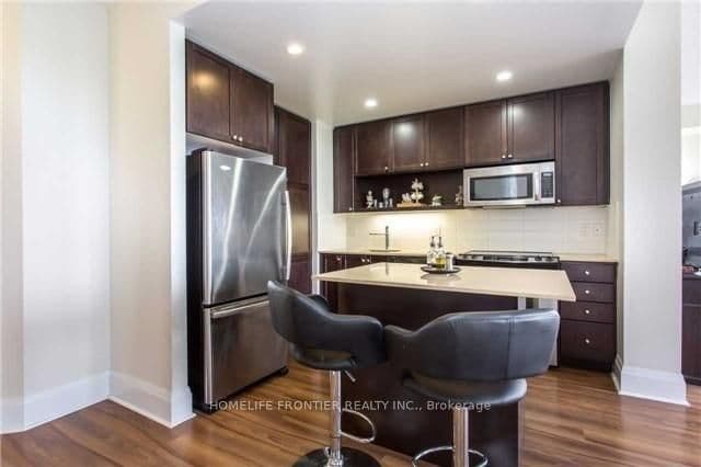 100 Harrison Gardens Boulevard, Unit 909 thumbnail 4