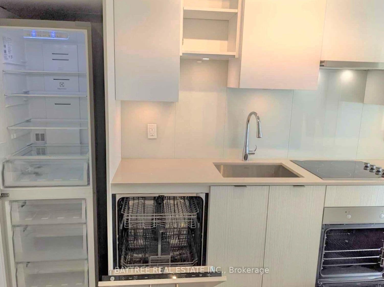 99 Broadway Avenue, Unit 3608 thumbnail 7
