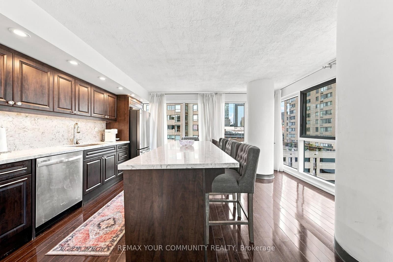251 Queens Quay, Unit 705 thumbnail 20