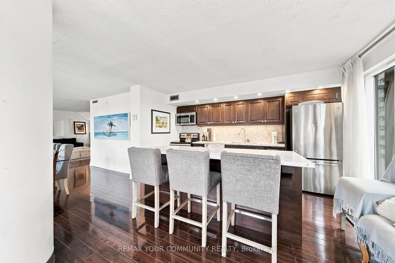 251 Queens Quay, Unit 705 thumbnail 23