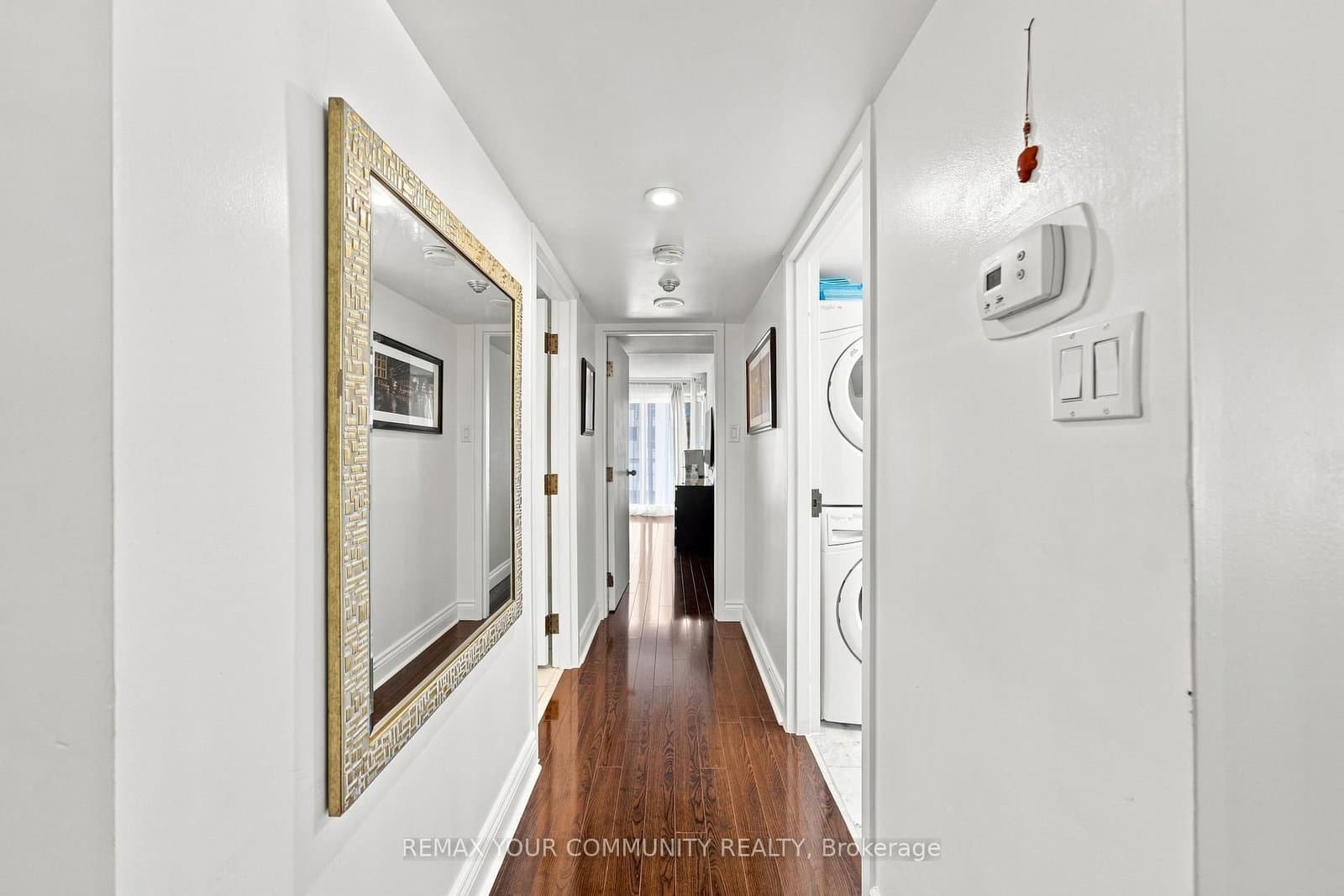251 Queens Quay, Unit 705 thumbnail 29