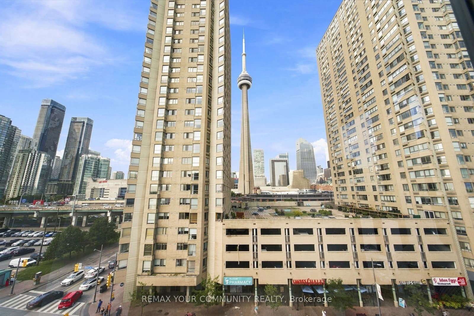 251 Queens Quay, Unit 705 thumbnail 37
