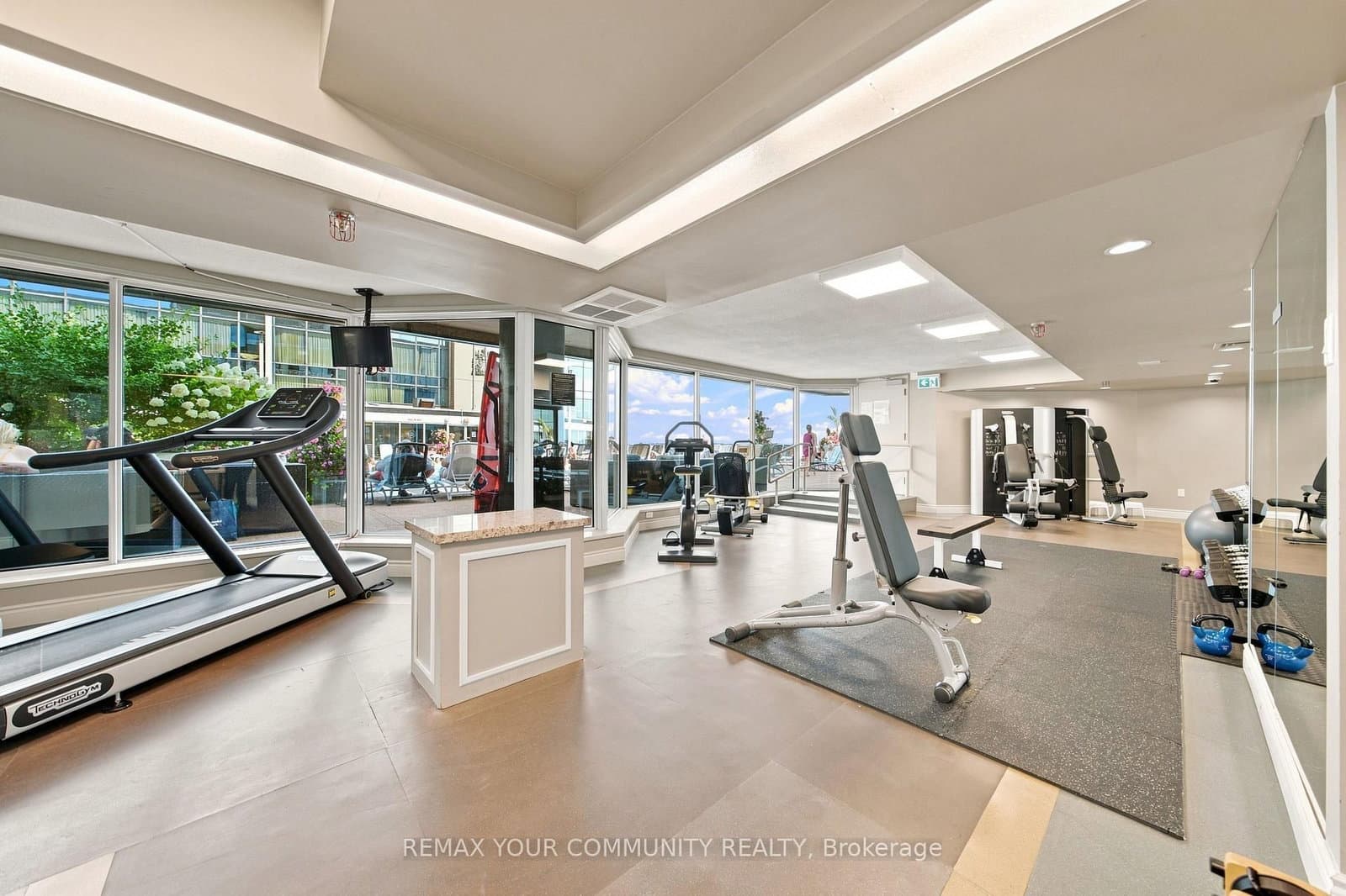 251 Queens Quay, Unit 705 thumbnail 40