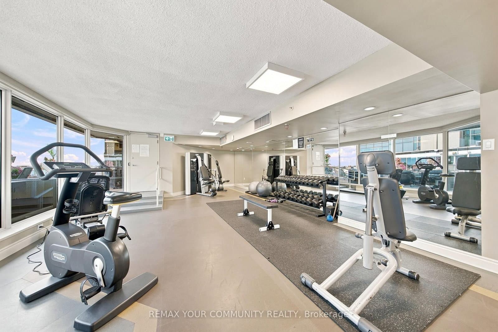 251 Queens Quay, Unit 705 thumbnail 41
