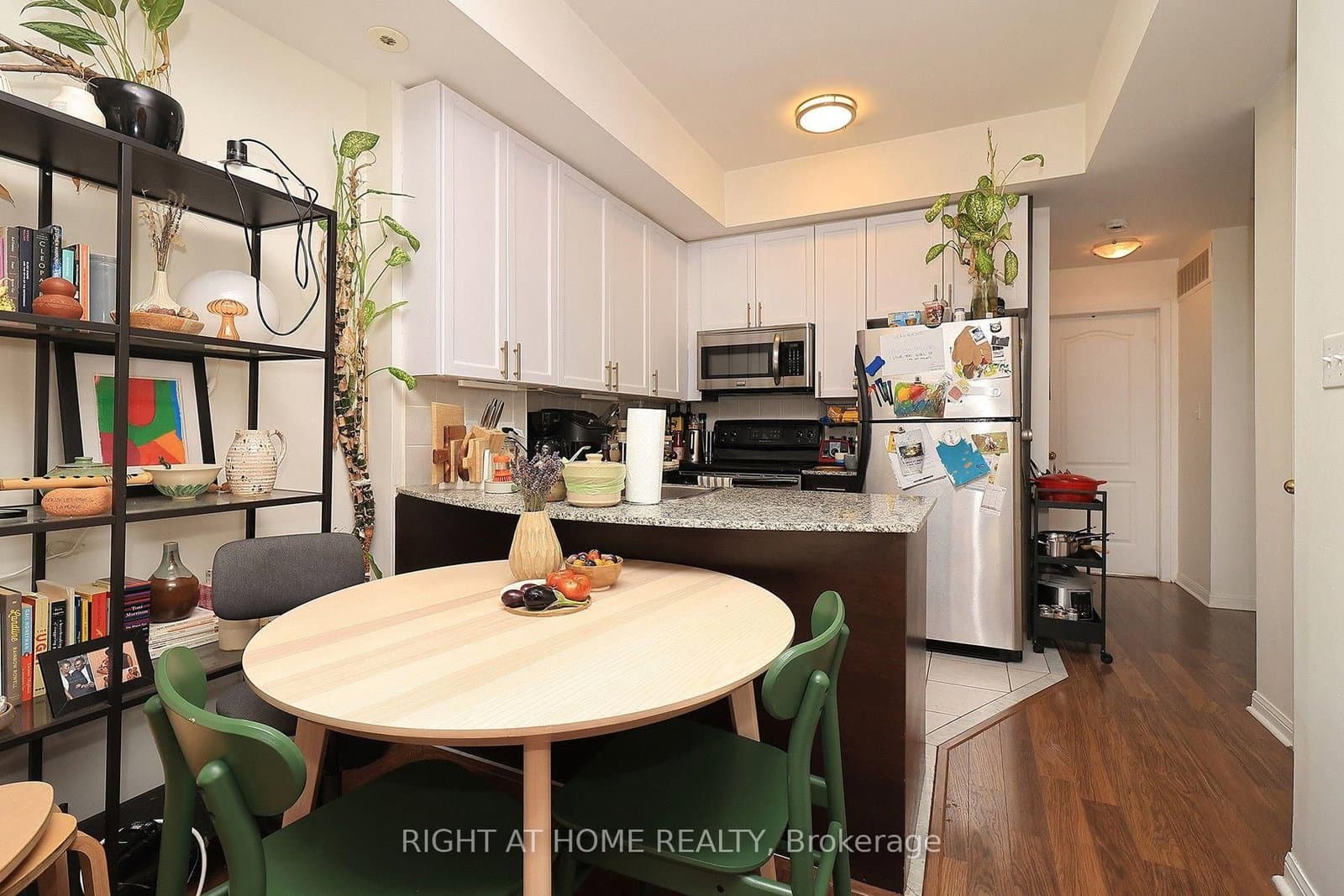 78 Carr Street, Unit TH12 thumbnail 10