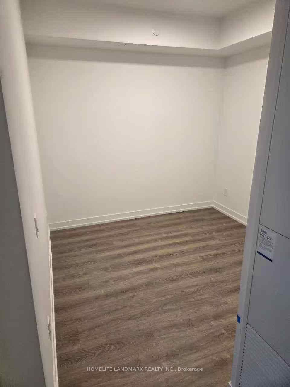 771 Yonge Street W, Unit 1002 thumbnail 7