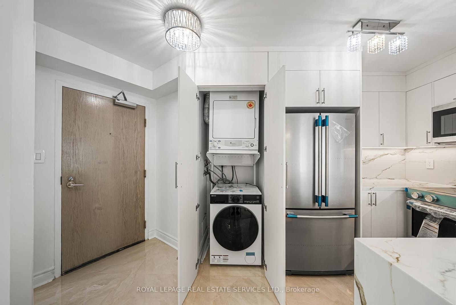 7 Lorraine Drive, Unit 1912 thumbnail 18