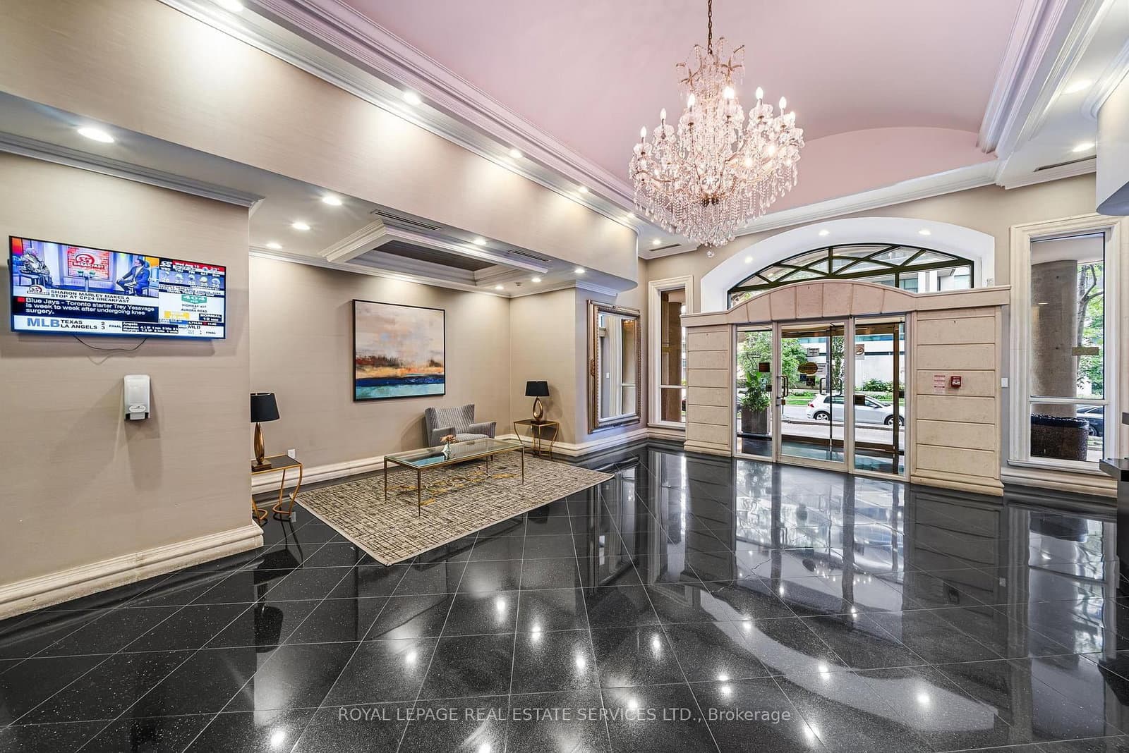 7 Lorraine Drive, Unit 1912 thumbnail 22