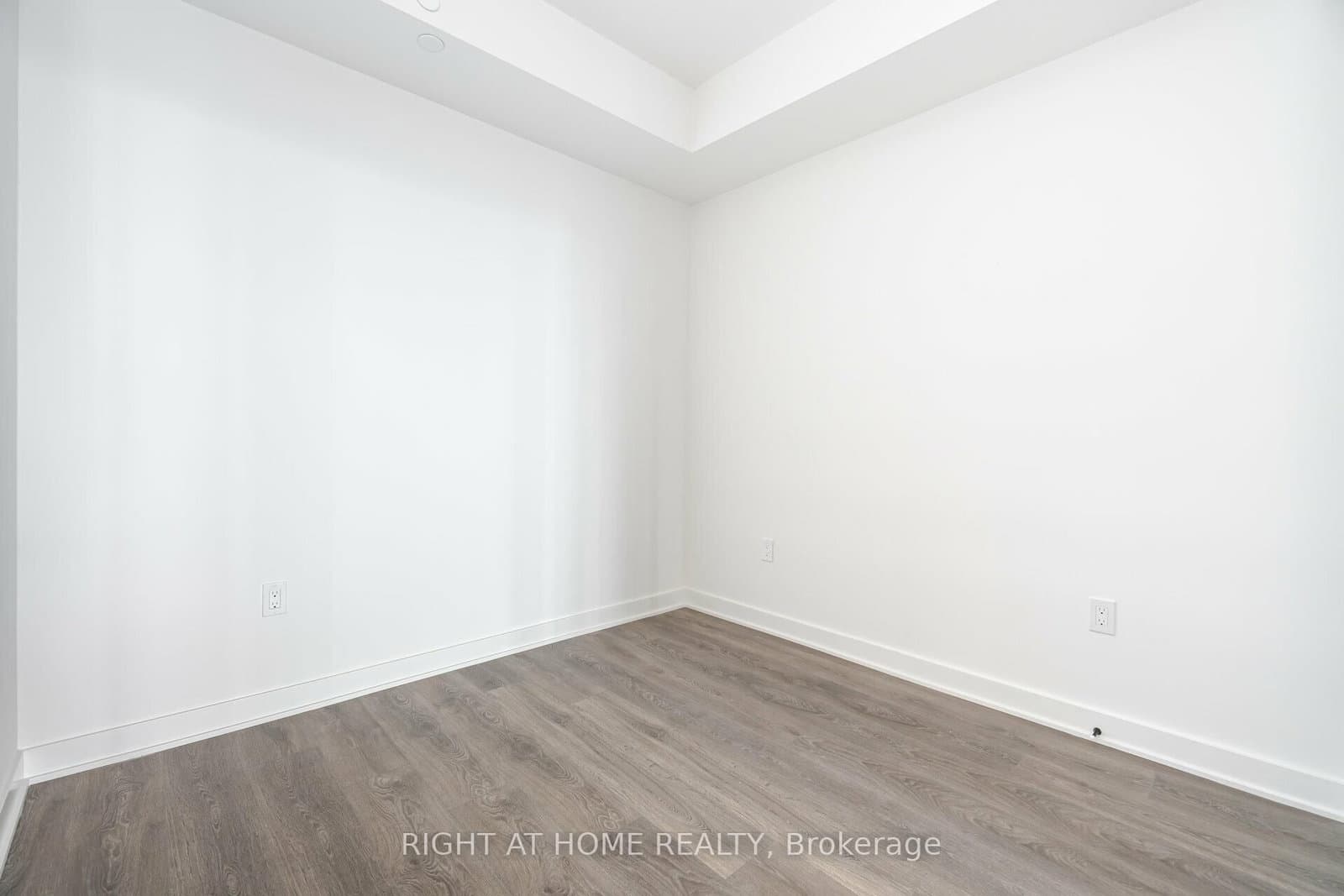 55 Charles Street E, Unit 4403 thumbnail 21