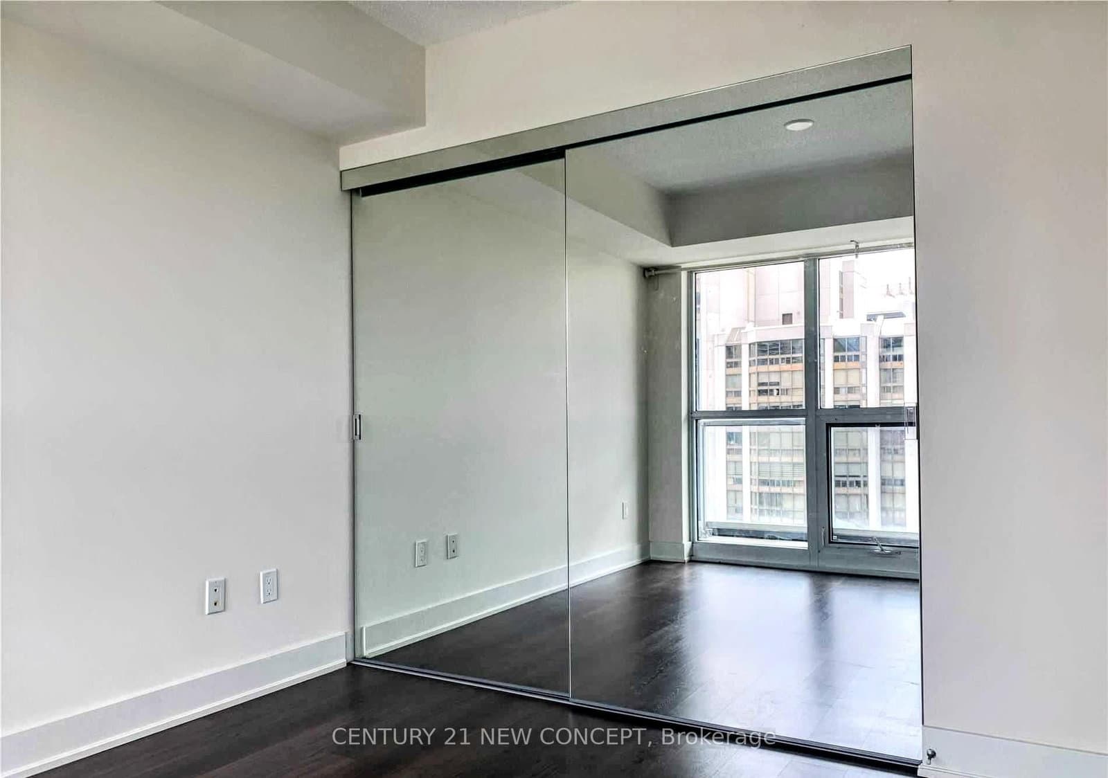 88 Sheppard Avenue E, Unit 1111 thumbnail 6
