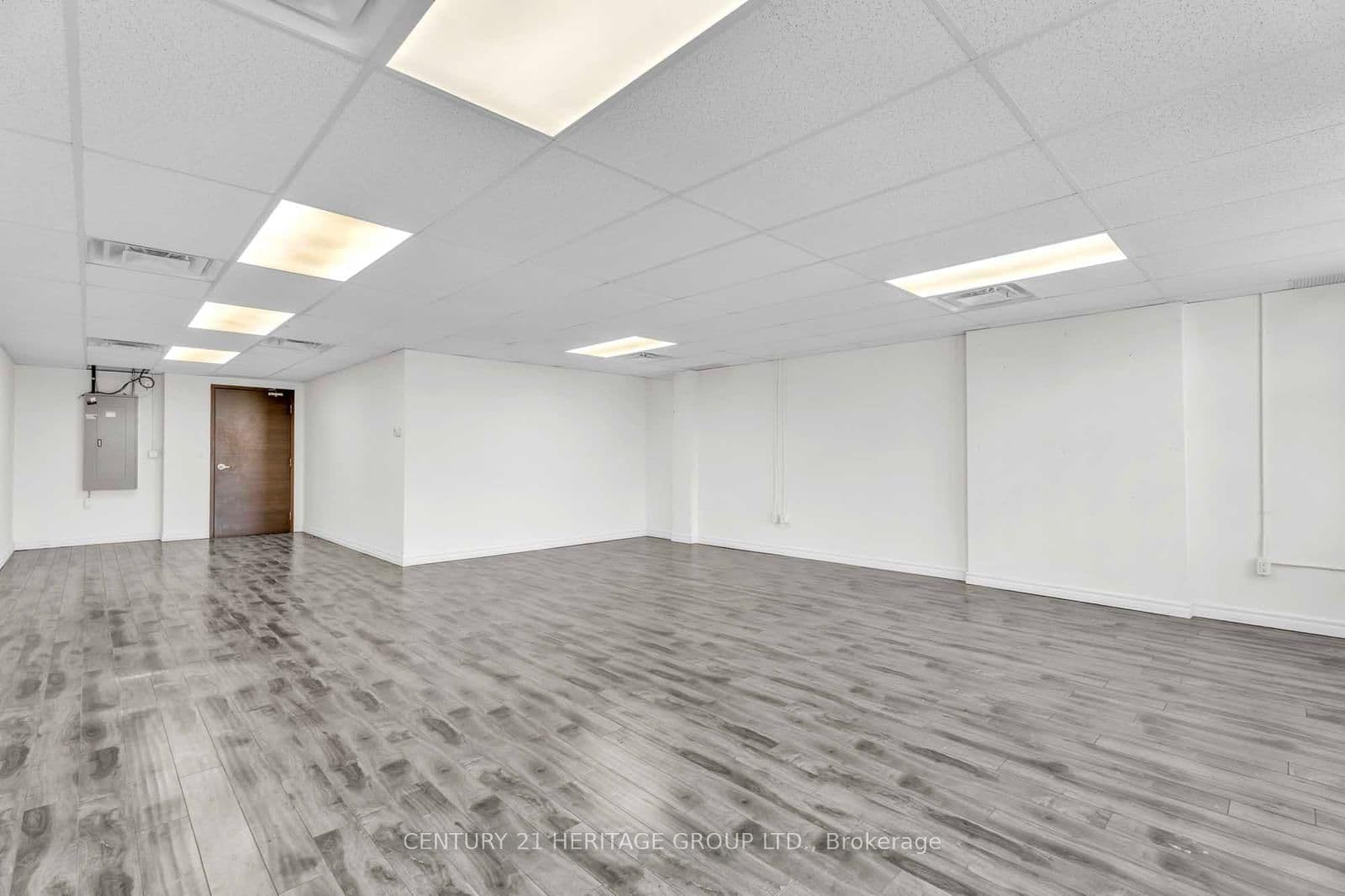 222 Finch Avenue W, Unit 212 thumbnail 2