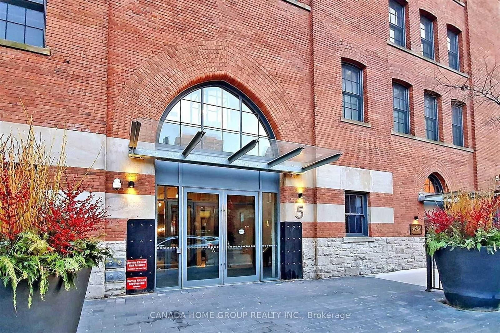 5 St Joseph Street, Unit 2902 thumbnail 2