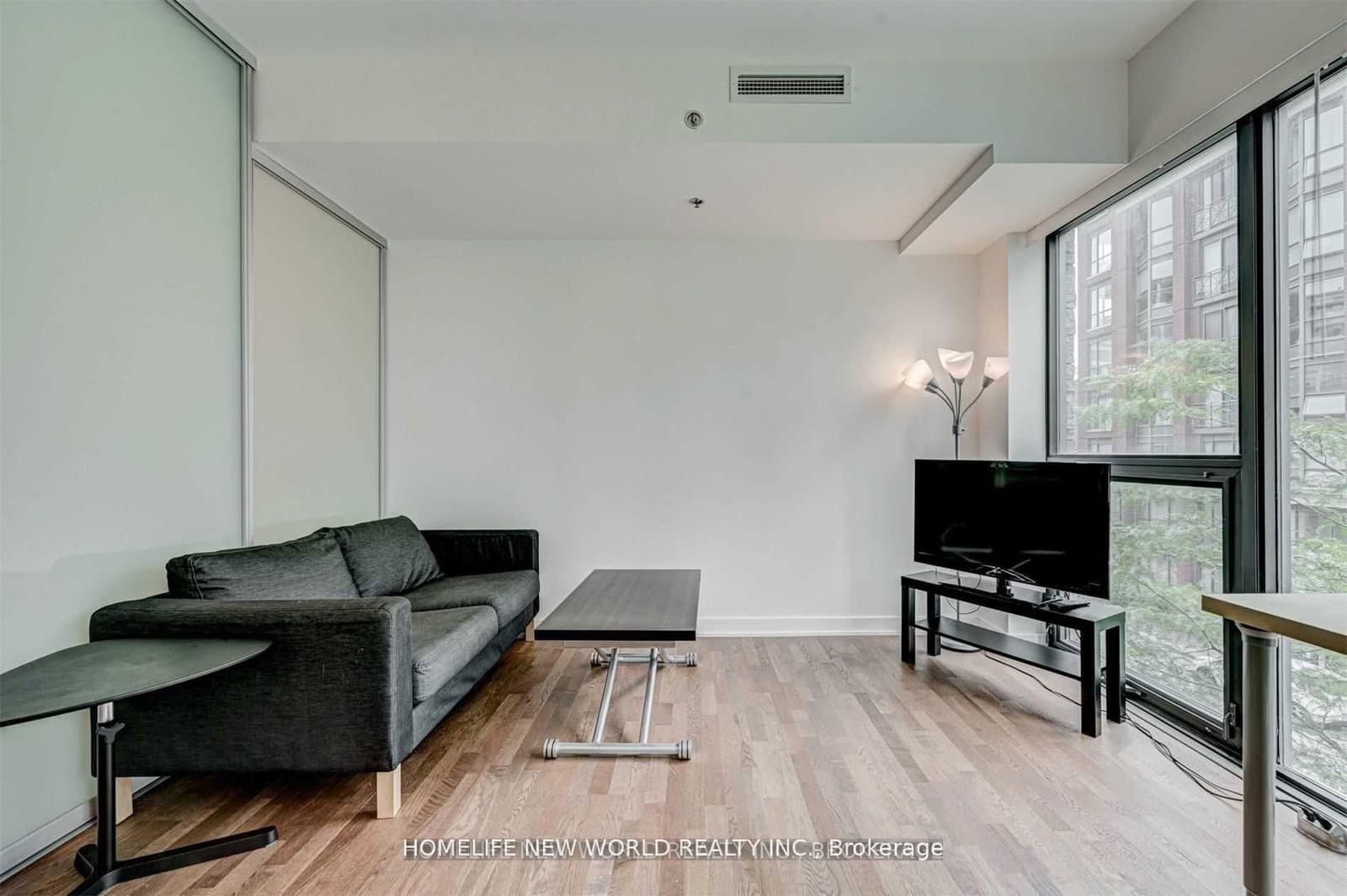 15 Beverley Street, Unit 310 thumbnail 11