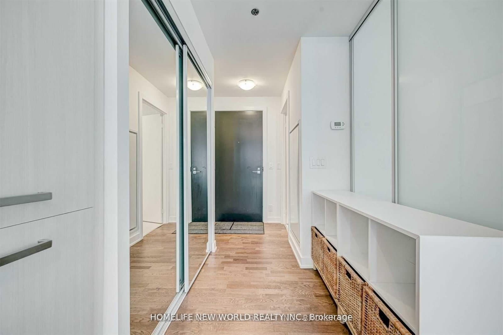 15 Beverley Street, Unit 310 thumbnail 3