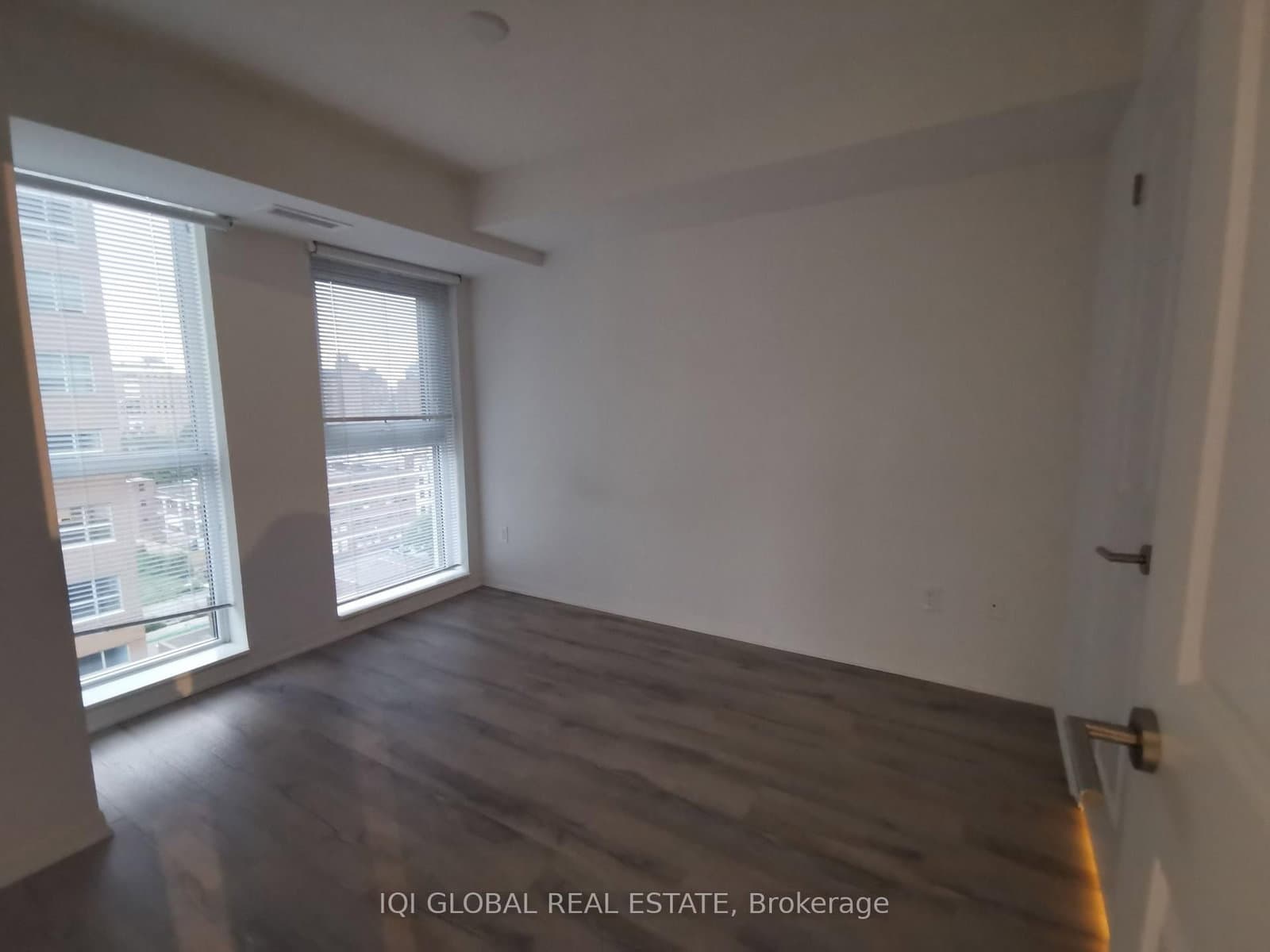 400 Adelaide Street E, Unit 1512 thumbnail 6