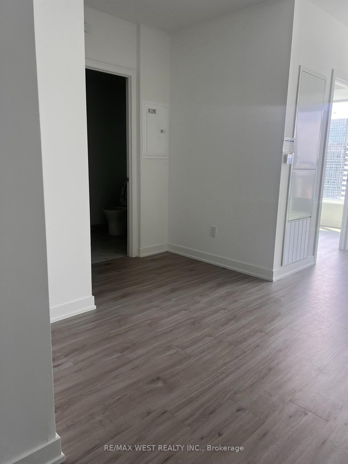 252 Church Street, Unit 4201 thumbnail 5