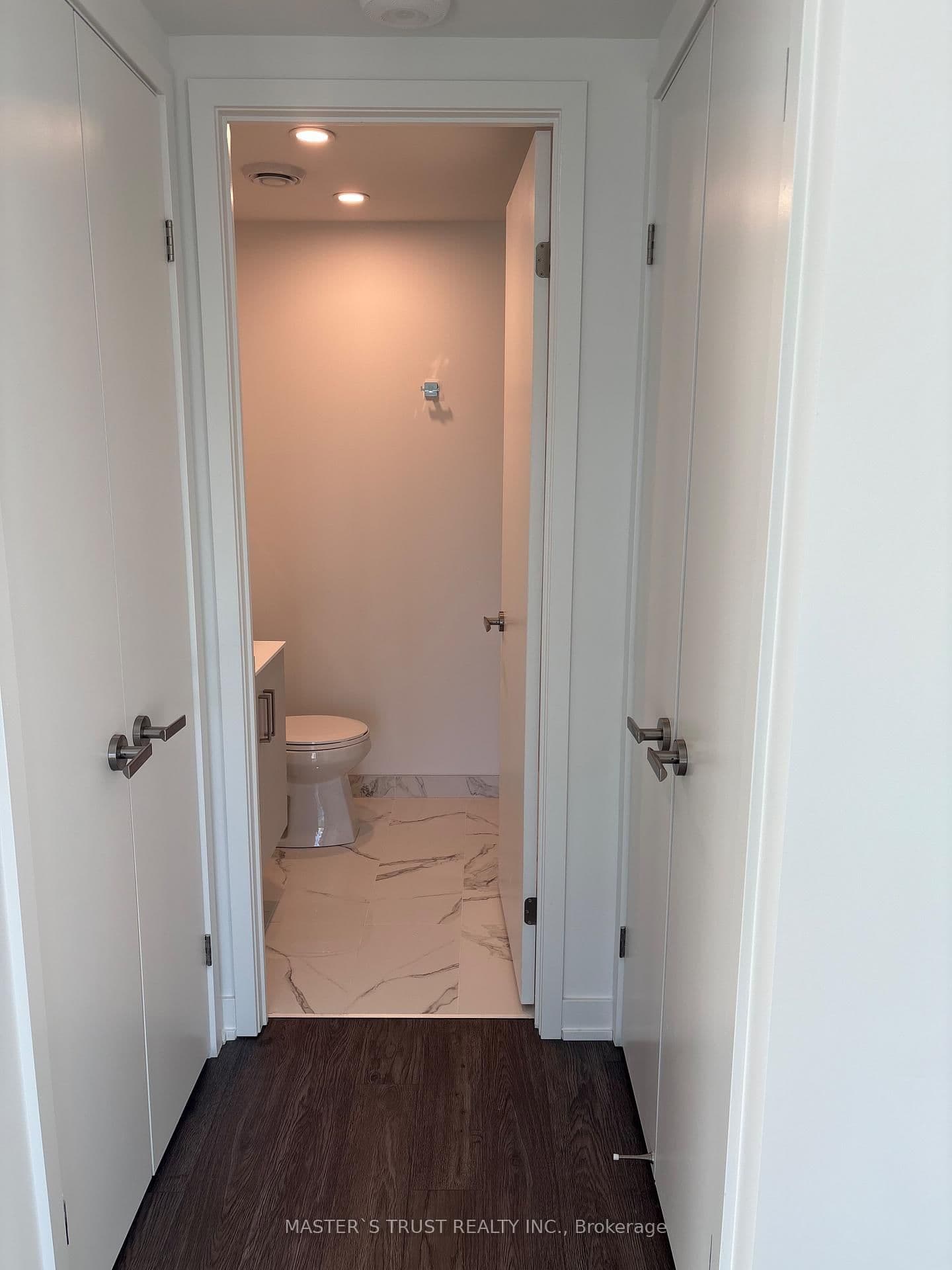 88 Queen Street E, Unit 3110 thumbnail 8