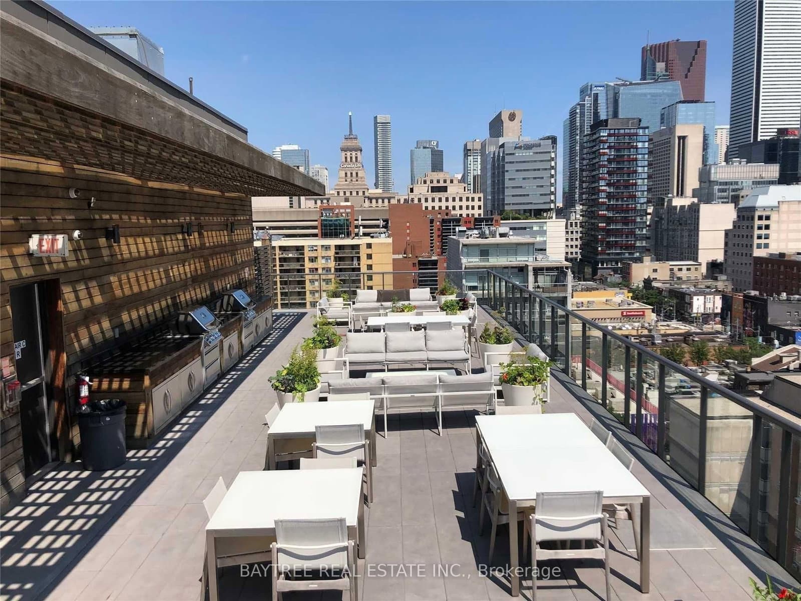 15 Beverley Street, Unit 608 thumbnail 17