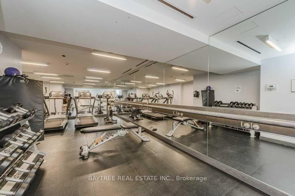 15 Beverley Street, Unit 608 thumbnail 20