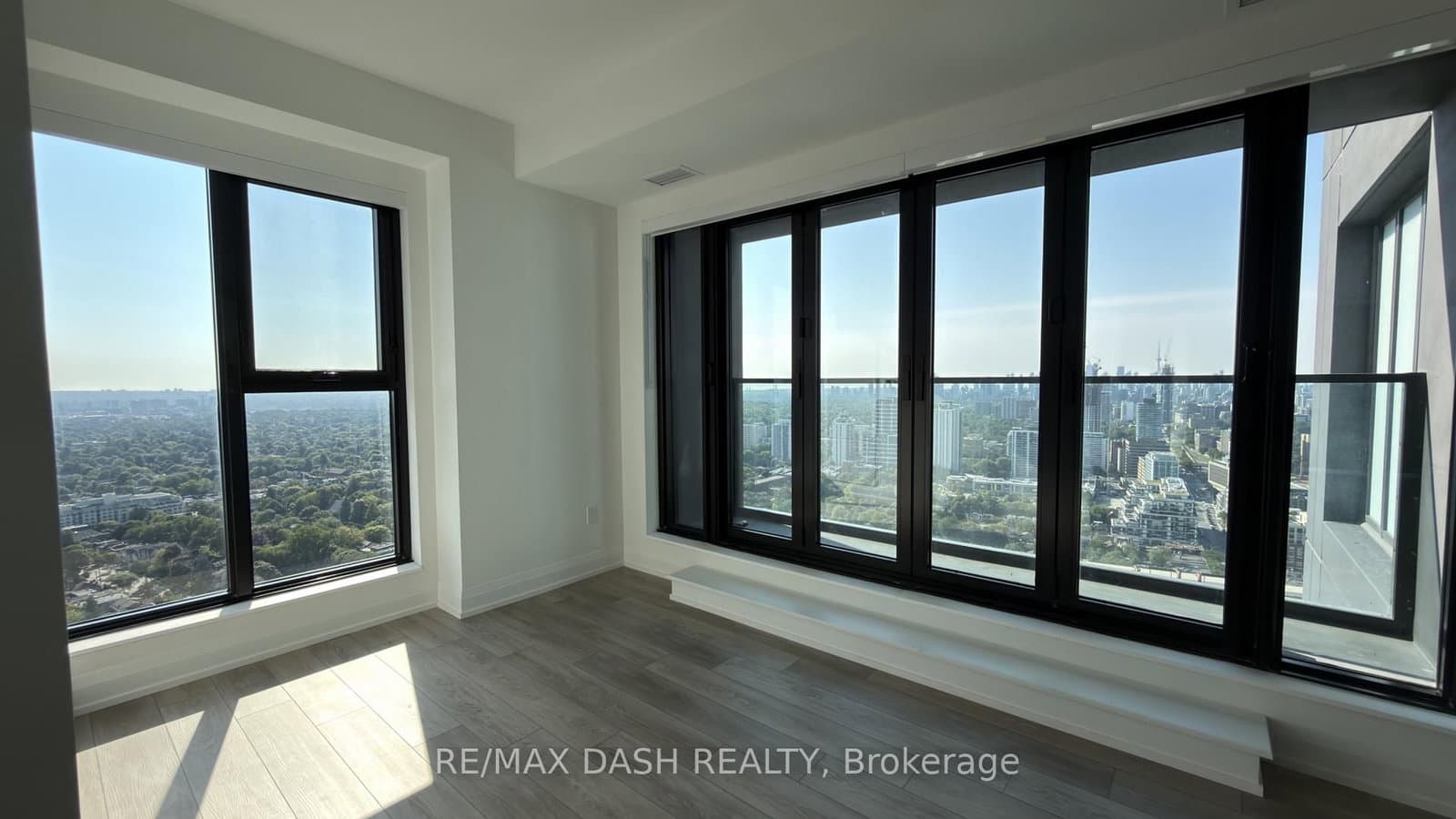 20 Soudan Avenue, Unit 3803 thumbnail 13