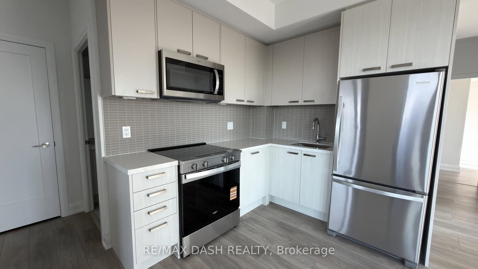 20 Soudan Avenue, Unit 3803 thumbnail 16