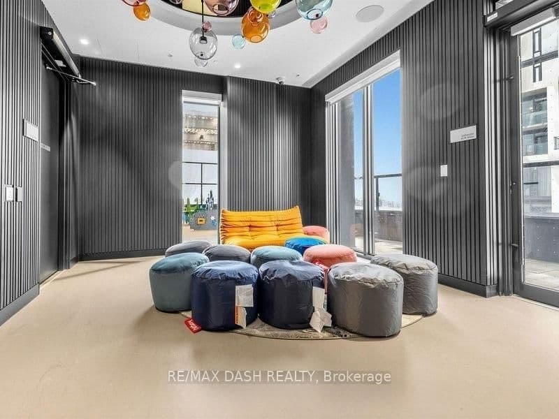 20 Soudan Avenue, Unit 3702 thumbnail 25
