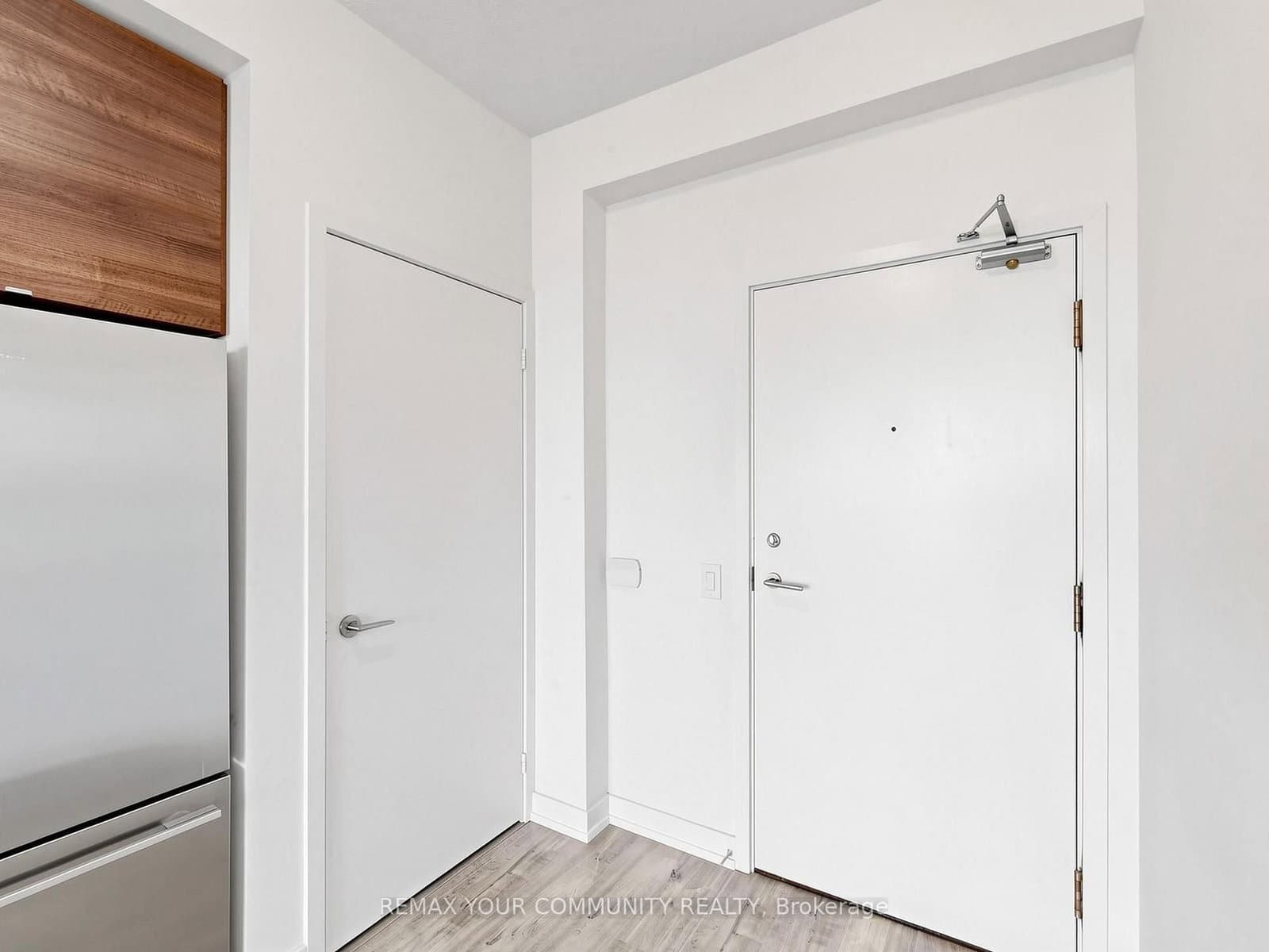 121 Mcmahon Drive, Unit 3302 thumbnail 5
