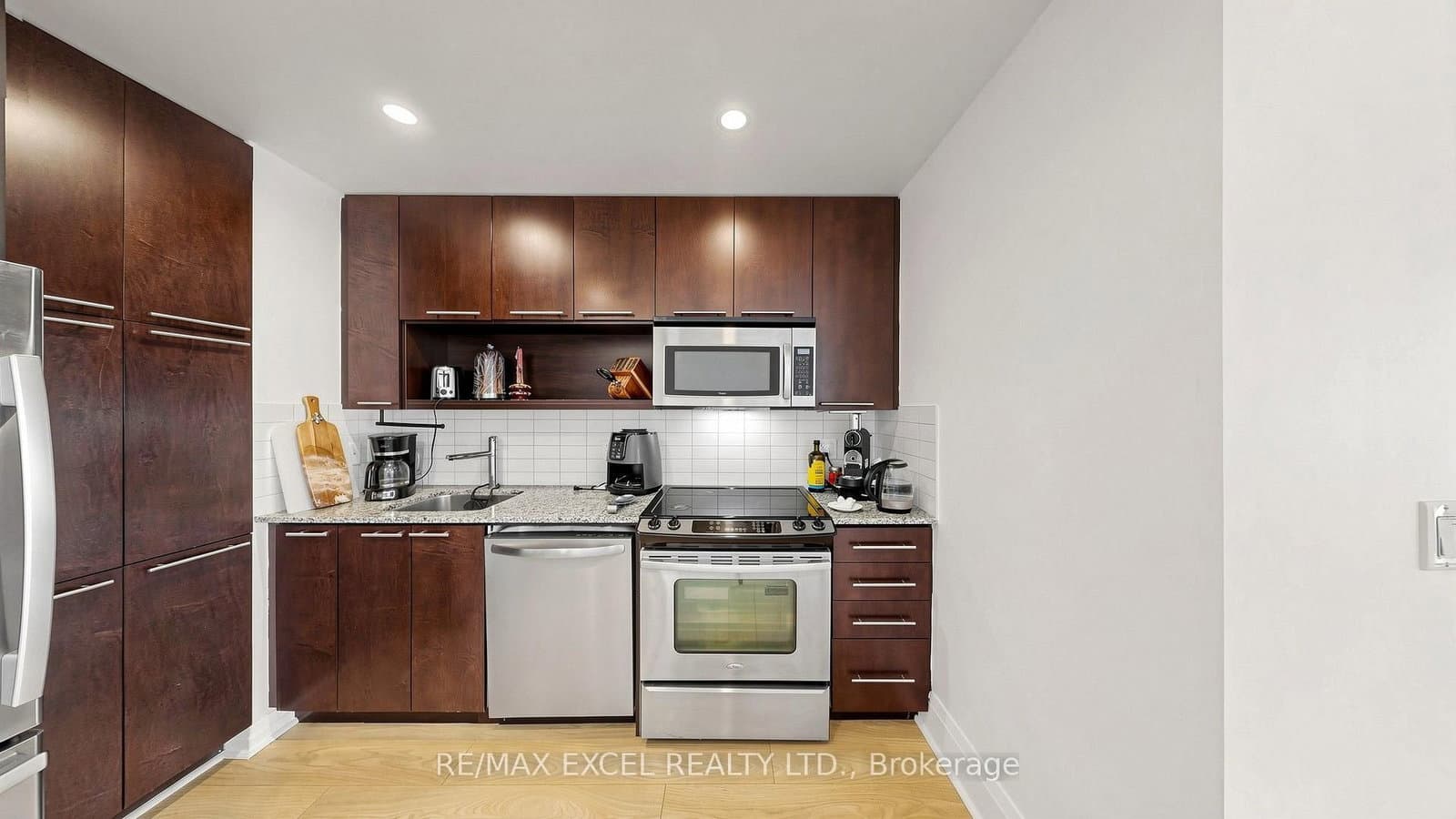 100 Harrison Garden Boulevard, Unit 602 thumbnail 10