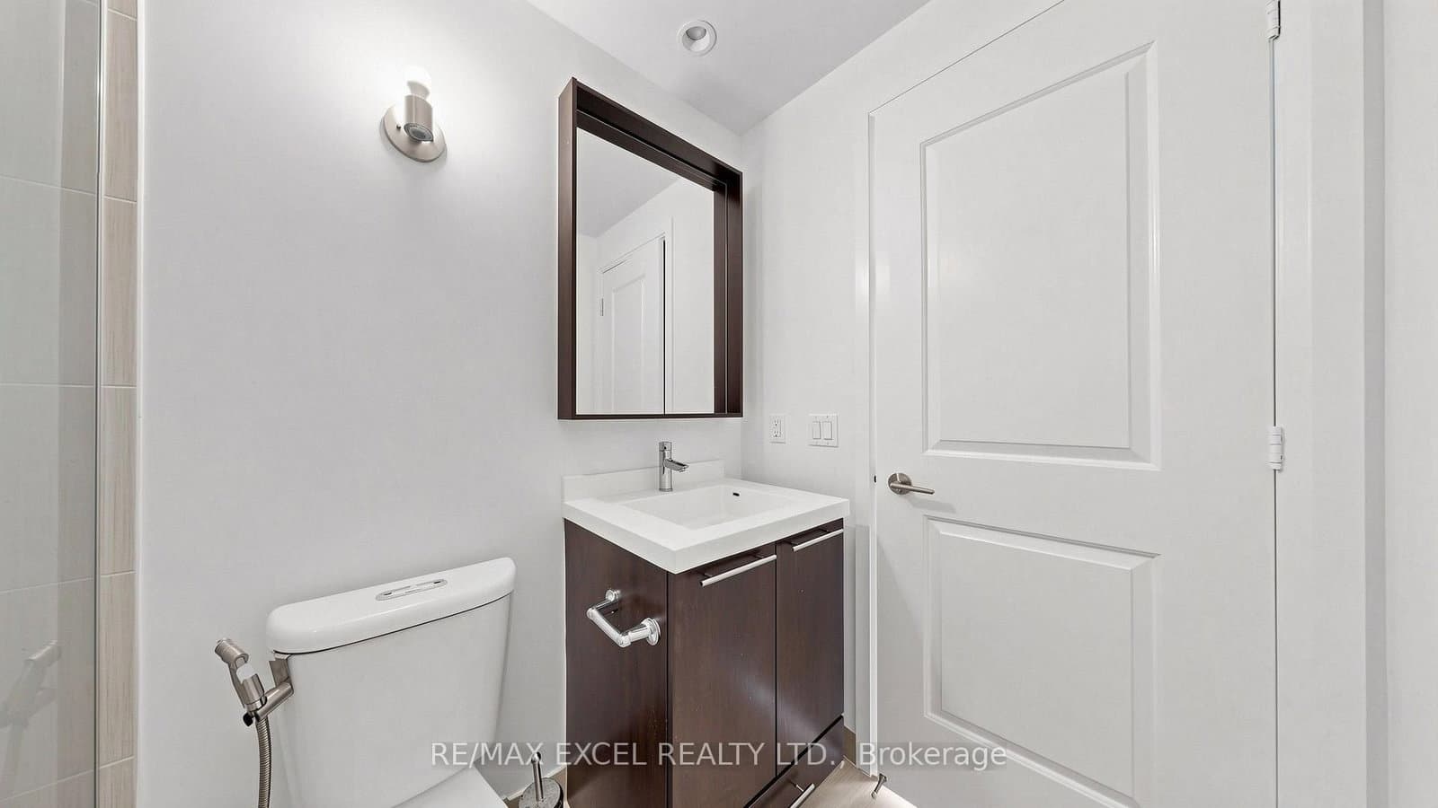 100 Harrison Garden Boulevard, Unit 602 thumbnail 12