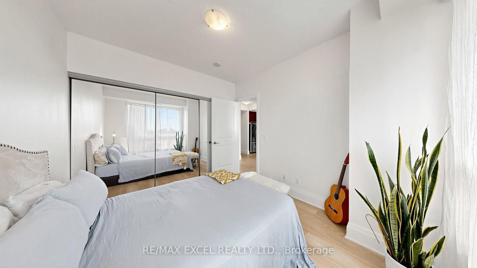 100 Harrison Garden Boulevard, Unit 602 thumbnail 16