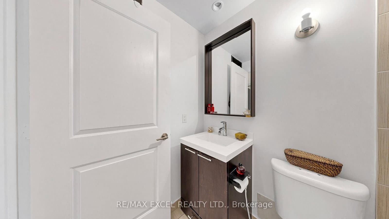100 Harrison Garden Boulevard, Unit 602 thumbnail 18