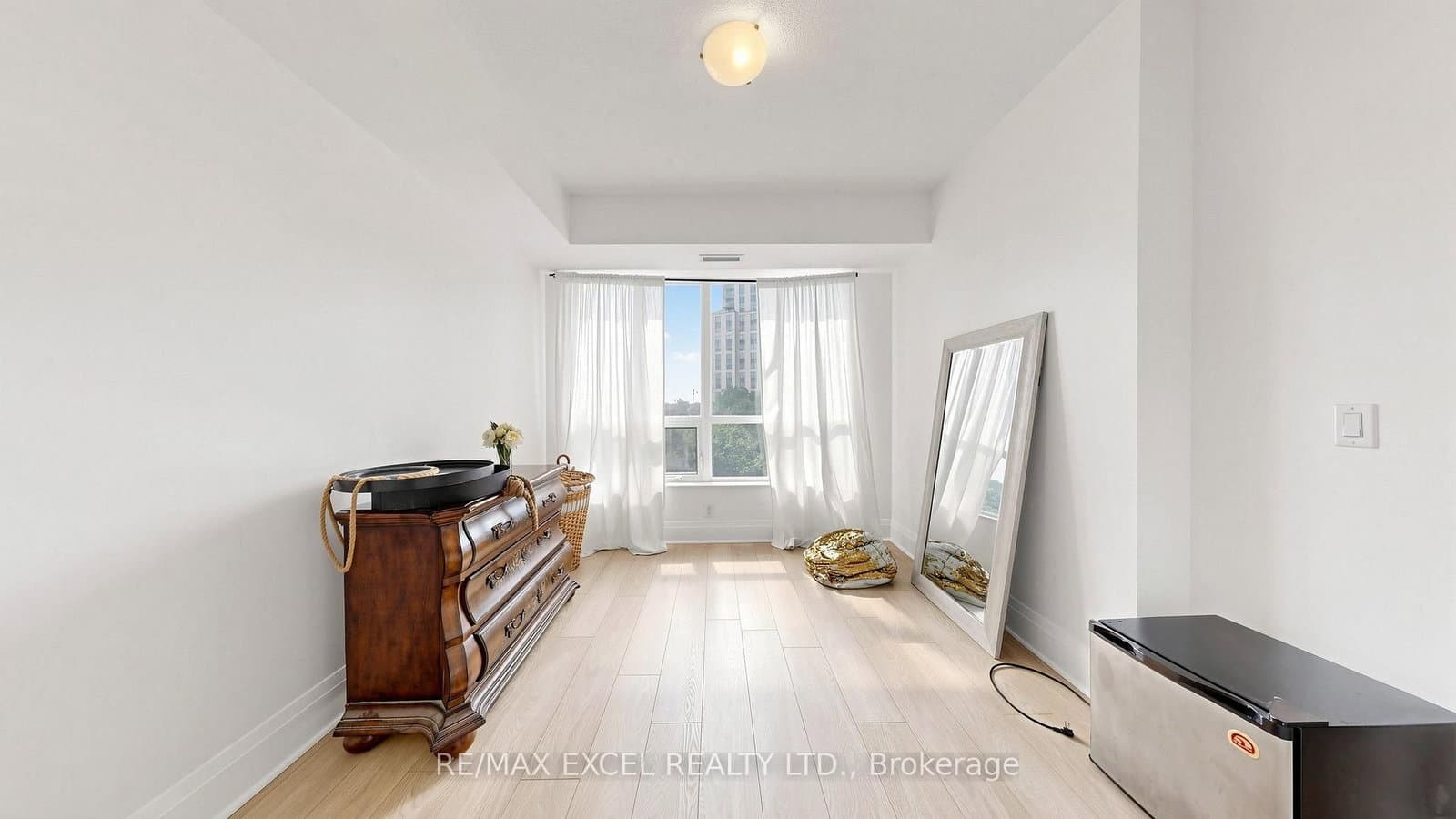 100 Harrison Garden Boulevard, Unit 602 thumbnail 22