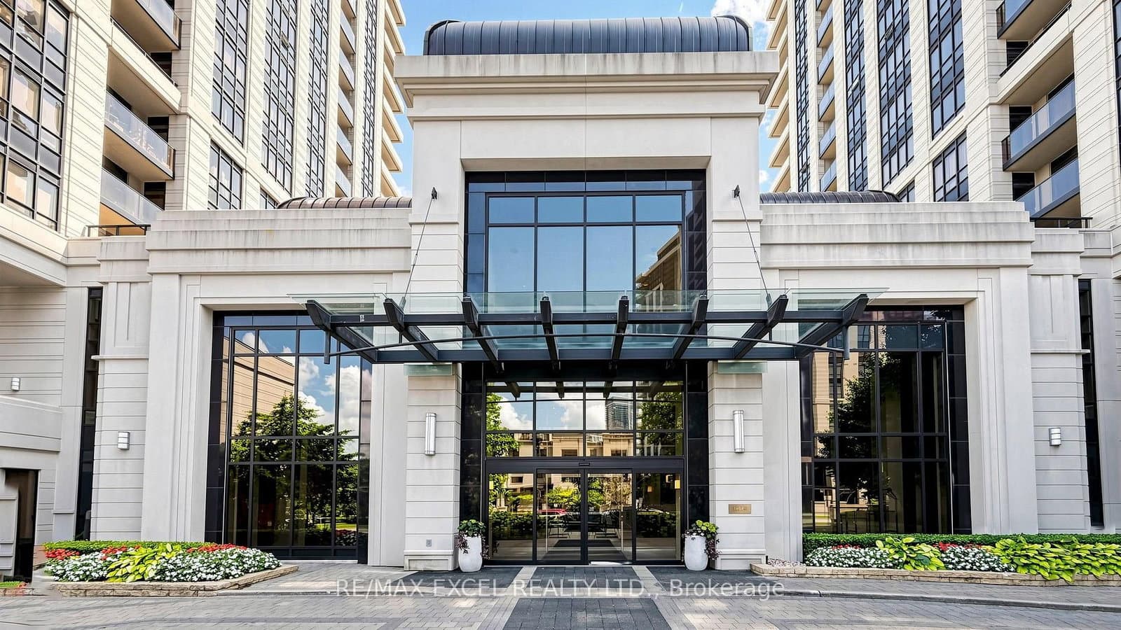 100 Harrison Garden Boulevard, Unit 602 thumbnail 3