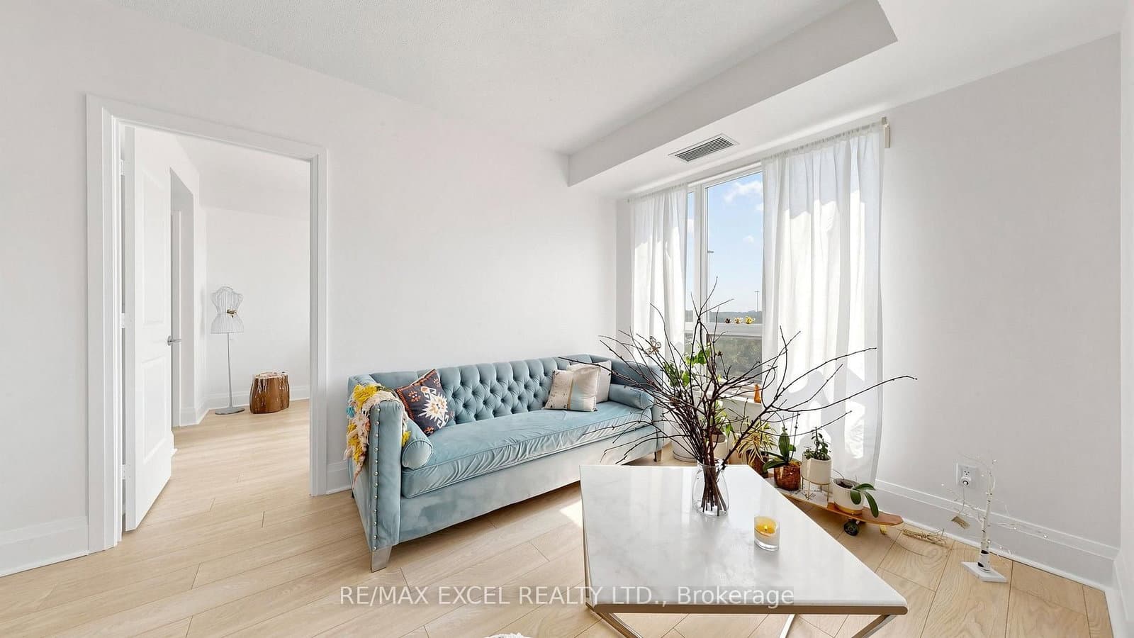 100 Harrison Garden Boulevard, Unit 602 thumbnail 6