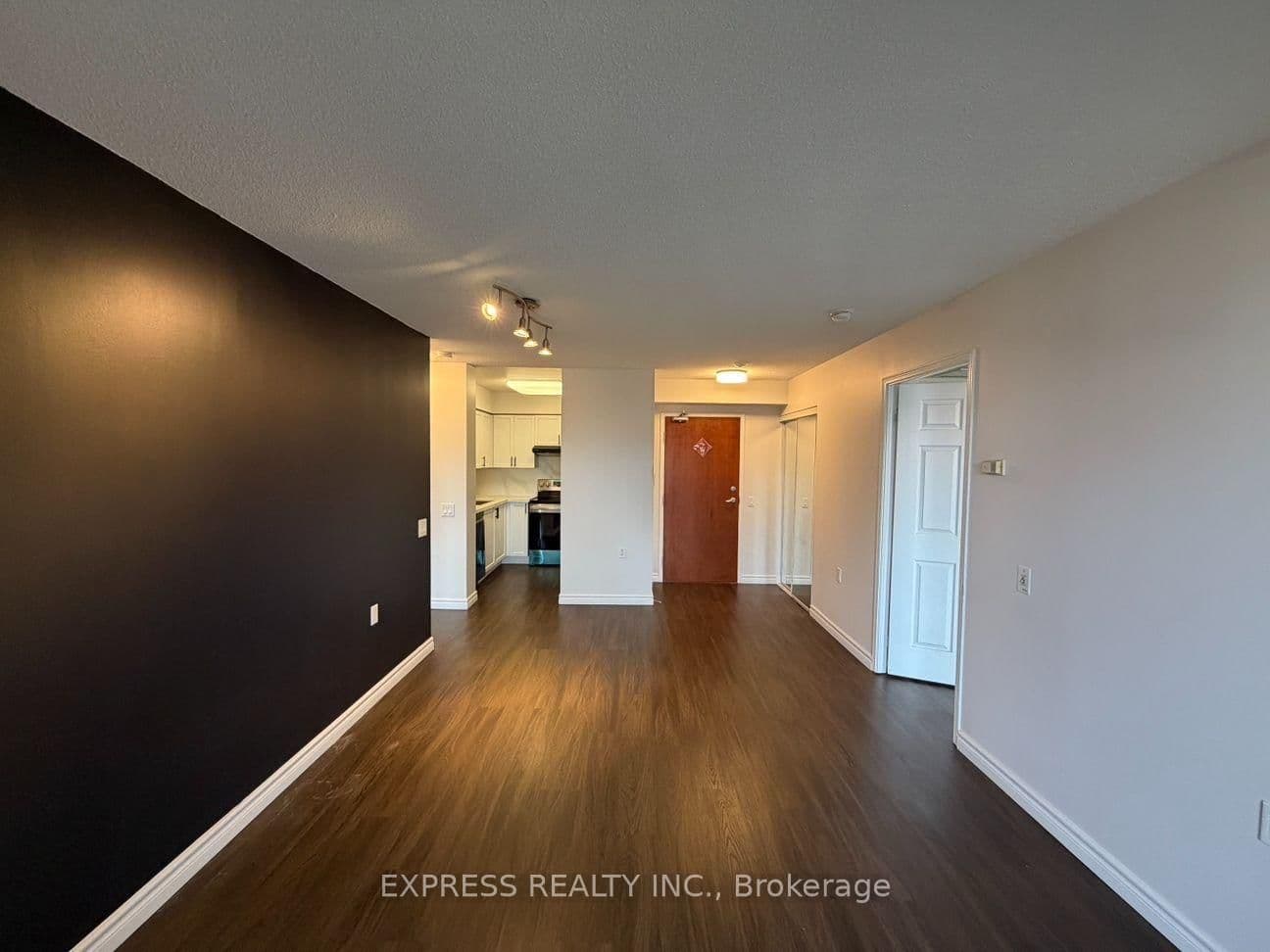 35 Finch Avenue E, Unit 2211 - Image 1