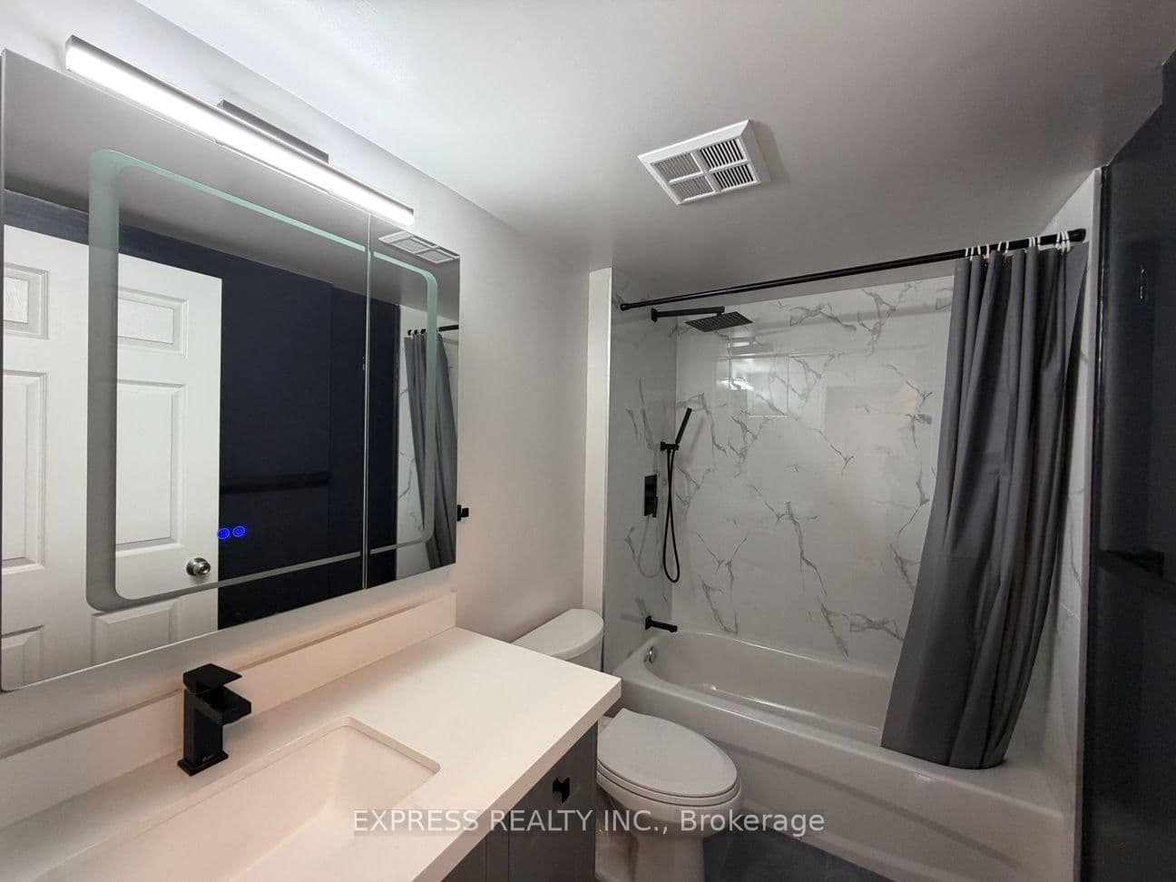 35 Finch Avenue E, Unit 2211 thumbnail 8