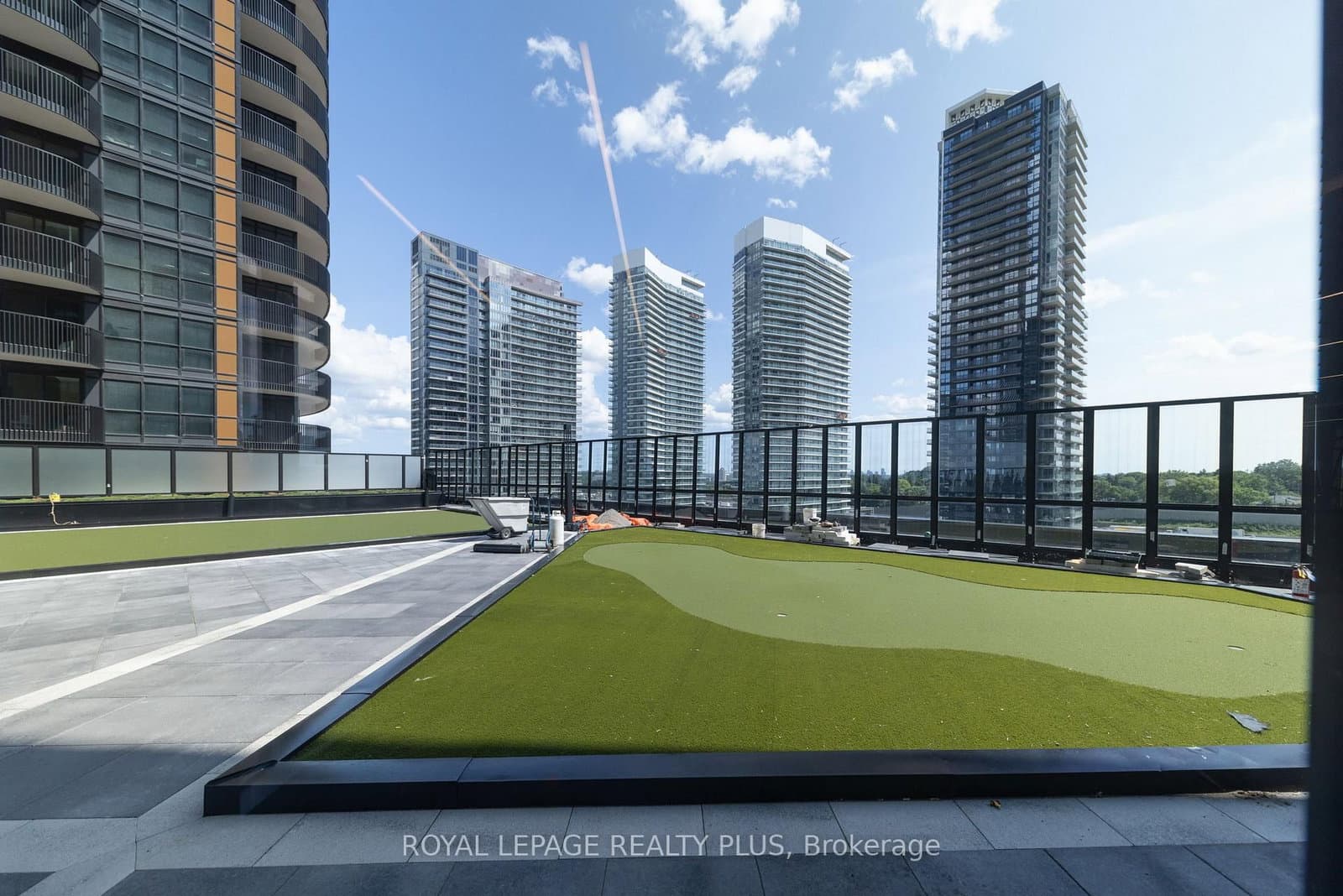 68 Esther Shiner Boulevard, Unit 662 thumbnail 26
