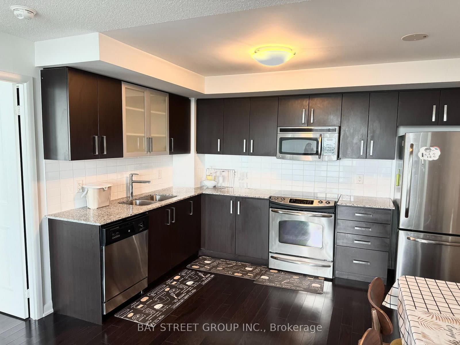 17 Anndale Drive, Unit 1612 thumbnail 10