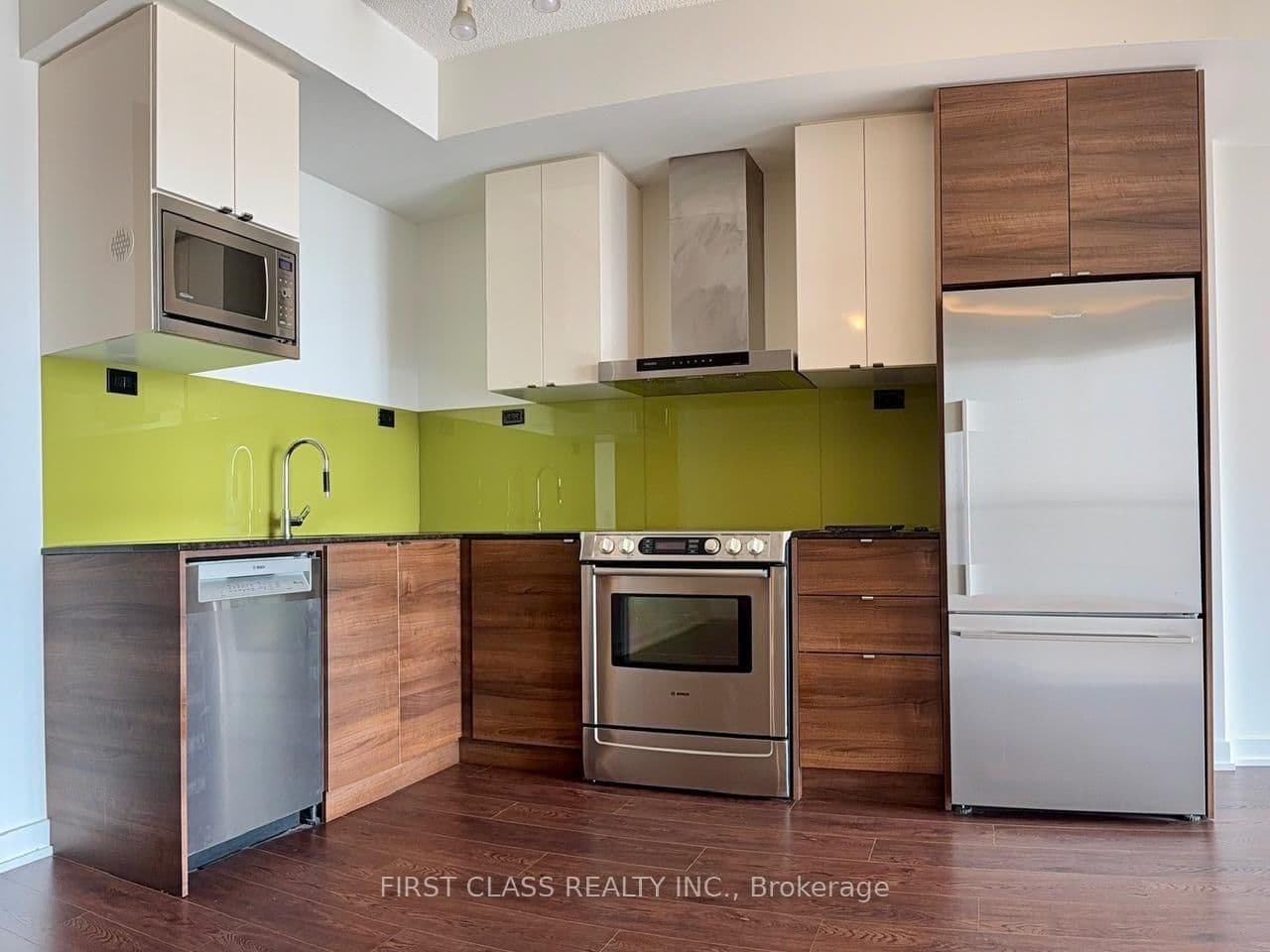 121 Mcmahon Drive, Unit 2510 thumbnail 2