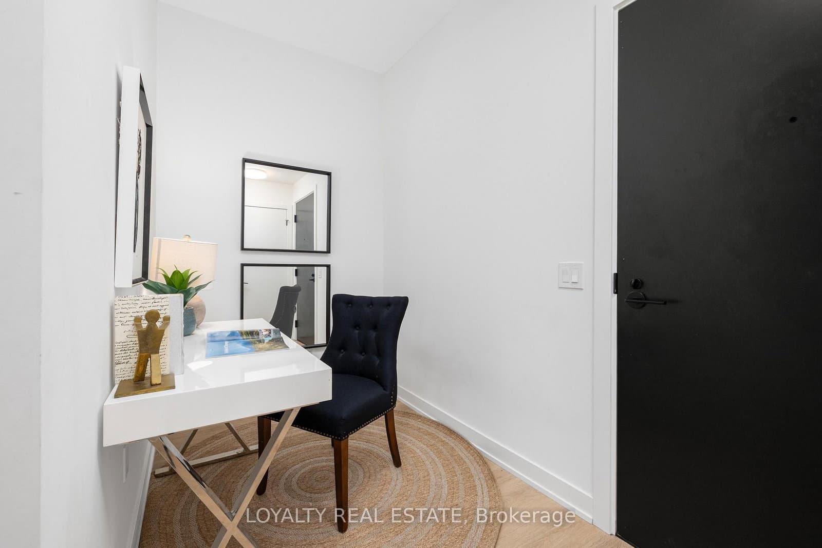 117 Broadway Avenue, Unit 211 thumbnail 12